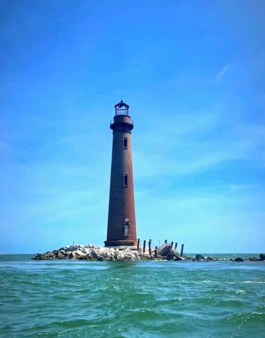Pet Friendly Tranquil Cottage With Fire-Pit And Seasonal Hot Tub Sept-March Minutes To Beaches Dauphin Island Exterior foto