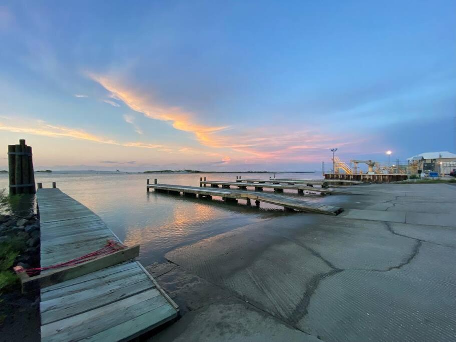 Pet Friendly Tranquil Cottage With Fire-Pit And Seasonal Hot Tub Sept-March Minutes To Beaches Dauphin Island Exterior foto